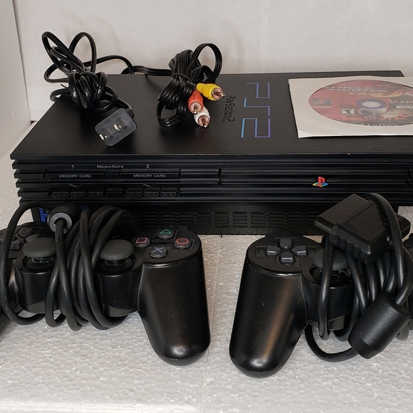 Playstation 2 + Game  Stret Fighter 3 - Picture 2 of 8